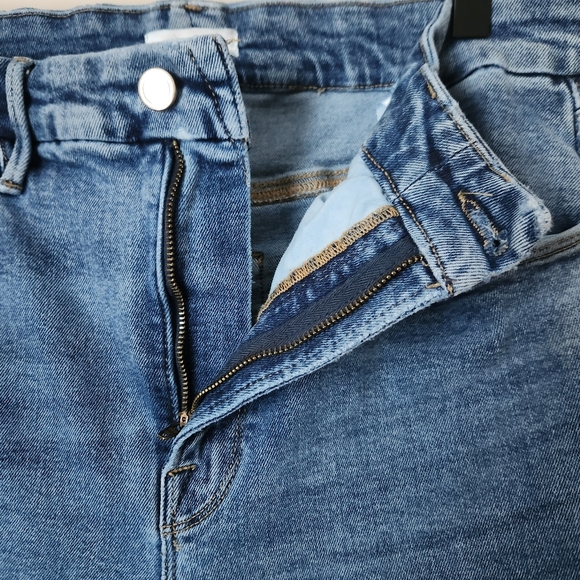 Good American | Good Classic Bootcut Jeans in Indigo254 - Size 14/32 - Picture 5 of 11